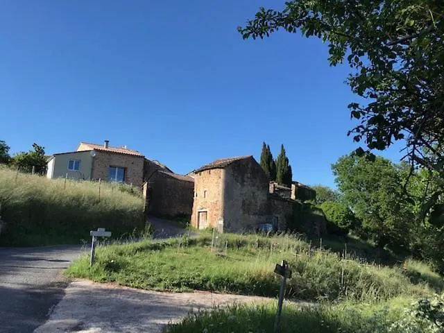 De L'eglise Et Du Chateau 2 A 15 Personnes Apartament Avene